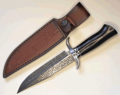 A Stylish Mid-Range Birds Feather Bowie KnivesBx2
